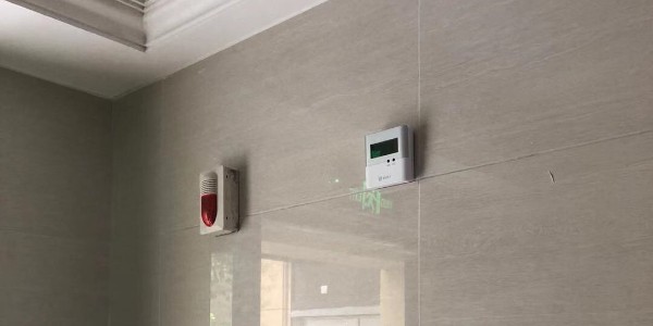 <i style='color:red'>余压传感器现场安装图片</i>及接线方式-黄瓜视频黄色